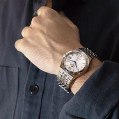 Montres Lotus MONTRE LOTUS AUTOMATIC. 19000/1