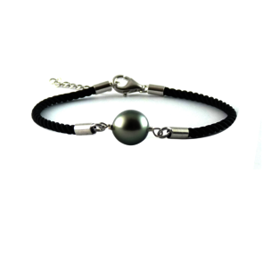 Collection les Merveilles du Pacifiques Bracelet perle ovale sur coton soyeux et argent - BRA06